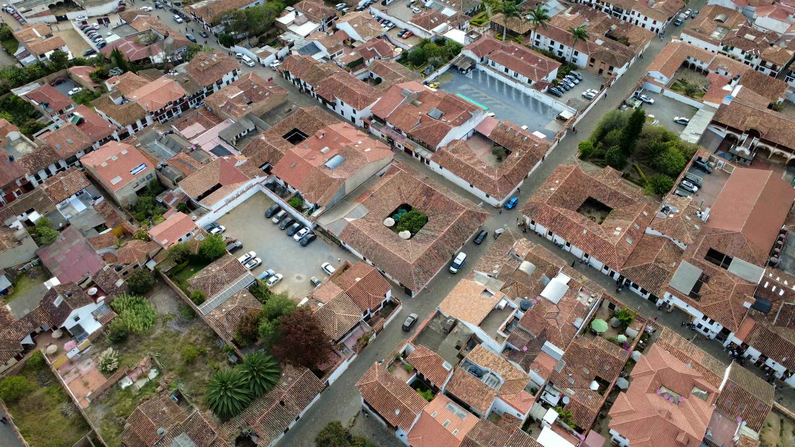 Vista aérea de los tejados coloniales de Villa de Leyva, Boyacá